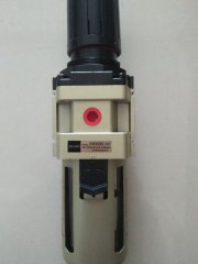 AW4000-04过滤调压阀油水分离器